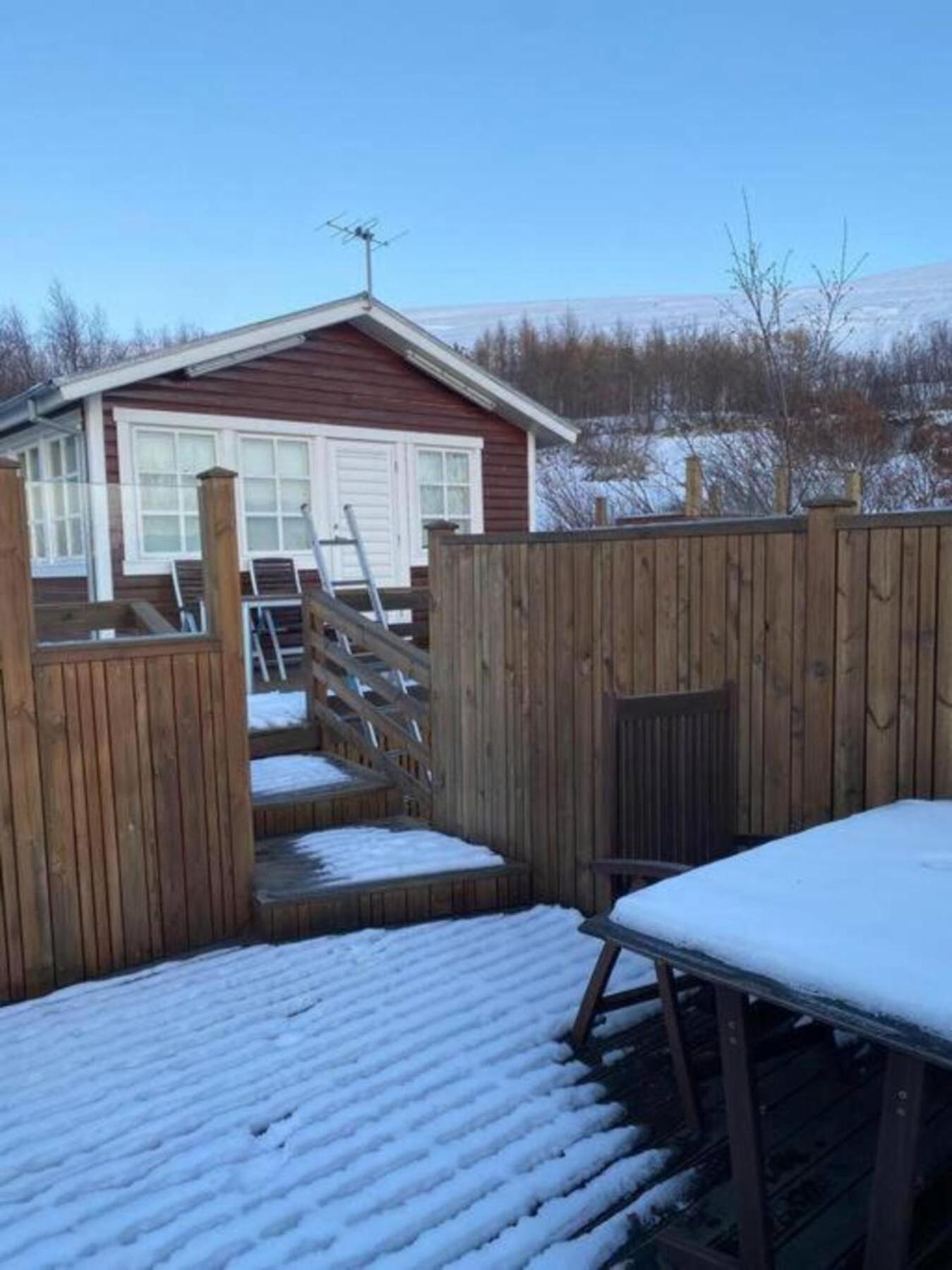 Cozy 2 Bedroom Cottage With Hot Tub Akureyri Buitenkant foto